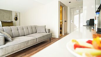 Sky Hill Hotel