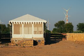 Discovery Desert Camps