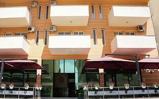 Sun Hotel