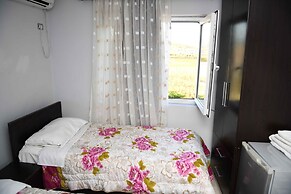 Hotel Bardhi