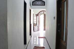 OYO Life  92982 Kost Berkah Ibu