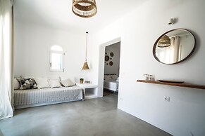 Mykonian Exclusive 3Bd Villa with Pool