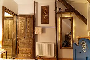 Barn Guesthouse Csíkdelne