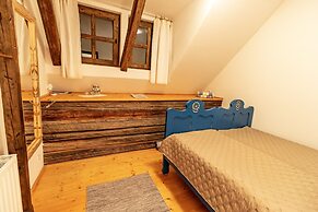 Barn Guesthouse Csíkdelne