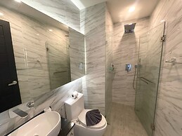 Sea view studio at Oceana by Lofty