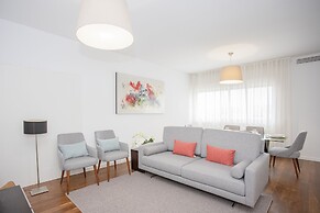 Liiiving - Light Trendy Apartment