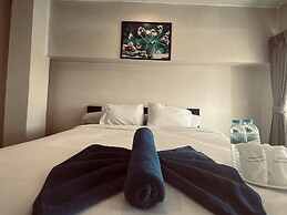 Navanakorn Aomsin Hotel near Big C Super
