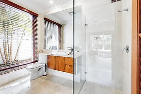 Lux Tropical Haven Mooloolaba Moonda5