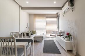 Central Studio w Balcony 10 min to Lara Beach