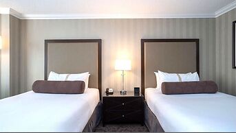 Sarawan Hotel