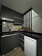 Mariposa Luxury House
