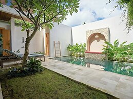 Luna Ola Villa Berawa