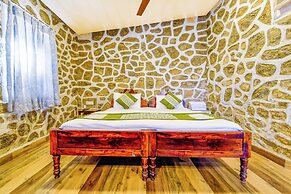 Hotel Castle Rock Mount Abu by SAH