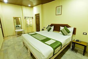 Hotel Castle Rock Mount Abu by SAH