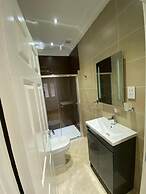 Charming 2-bed Apartment in Wolverhampton