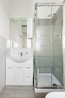 Charming Mazzini Apartment by Wonderful Italy