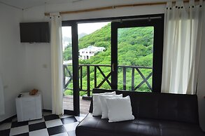 Akela Gaira Hotel