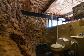 Akela Gaira Hotel