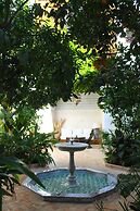 El Morocco Hotel
