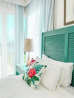 Peninsula Esmeralda Luxury Hotel & Villas