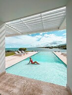 Peninsula Esmeralda Luxury Hotel & Villas