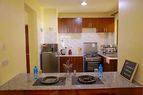 Lux Suites Greatwall Getaway Apartments