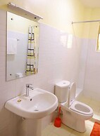 Lux Suites Greatwall Getaway Apartments
