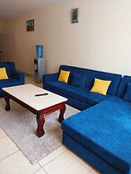 Lux Suites Greatwall Gardens Apartments