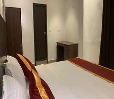 Treebo Aishwarya Grand - 4 km from Promenade Beach
