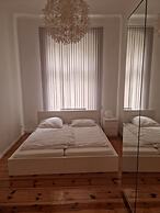 Family Apartment Charlottenburg