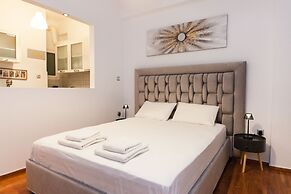 Vironas Chic Sleek Modern Studio