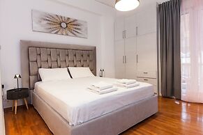 Vironas Chic Sleek Modern Studio
