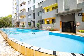 Lux Suites Spring Garden Apartments