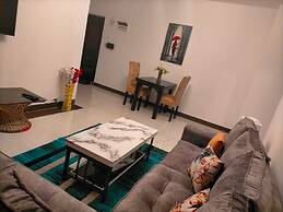 Lux Suites Spring Garden Apartments