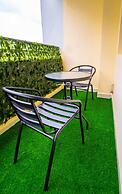 Lux Suites Spring Garden Apartments