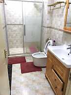 Lux Suites Spring Garden Apartments