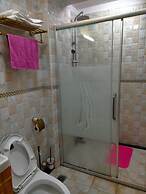 Lux Suites Spring Garden Apartments