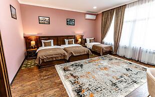 BAGIZAGAN HOTEL