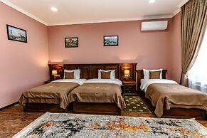 BAGIZAGAN HOTEL