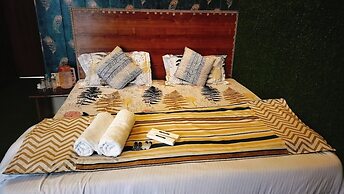 Hotel Nirbana Heights