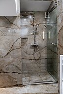 Agora Boutique