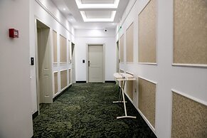 Agora Boutique