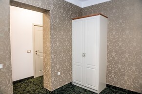 Agora Boutique