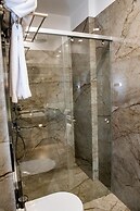 Agora Boutique