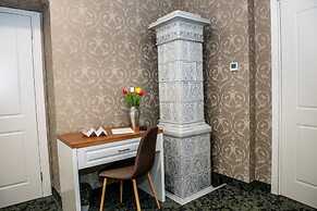 Agora Boutique