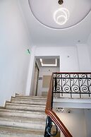 Agora Boutique
