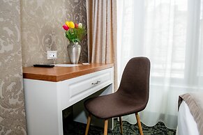 Agora Boutique