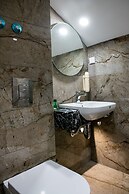 Agora Boutique