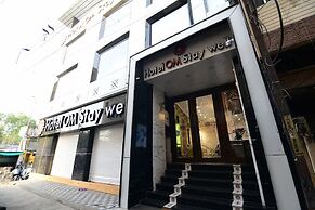 Hotel Om Stay Well