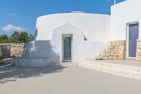 Trullo Chiara con piscina by Wonderful Italy